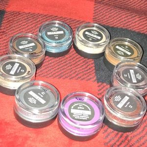 Brand new bundle eye shadow 💘